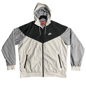 Men’s Nike Windrunner Hooded Jacket